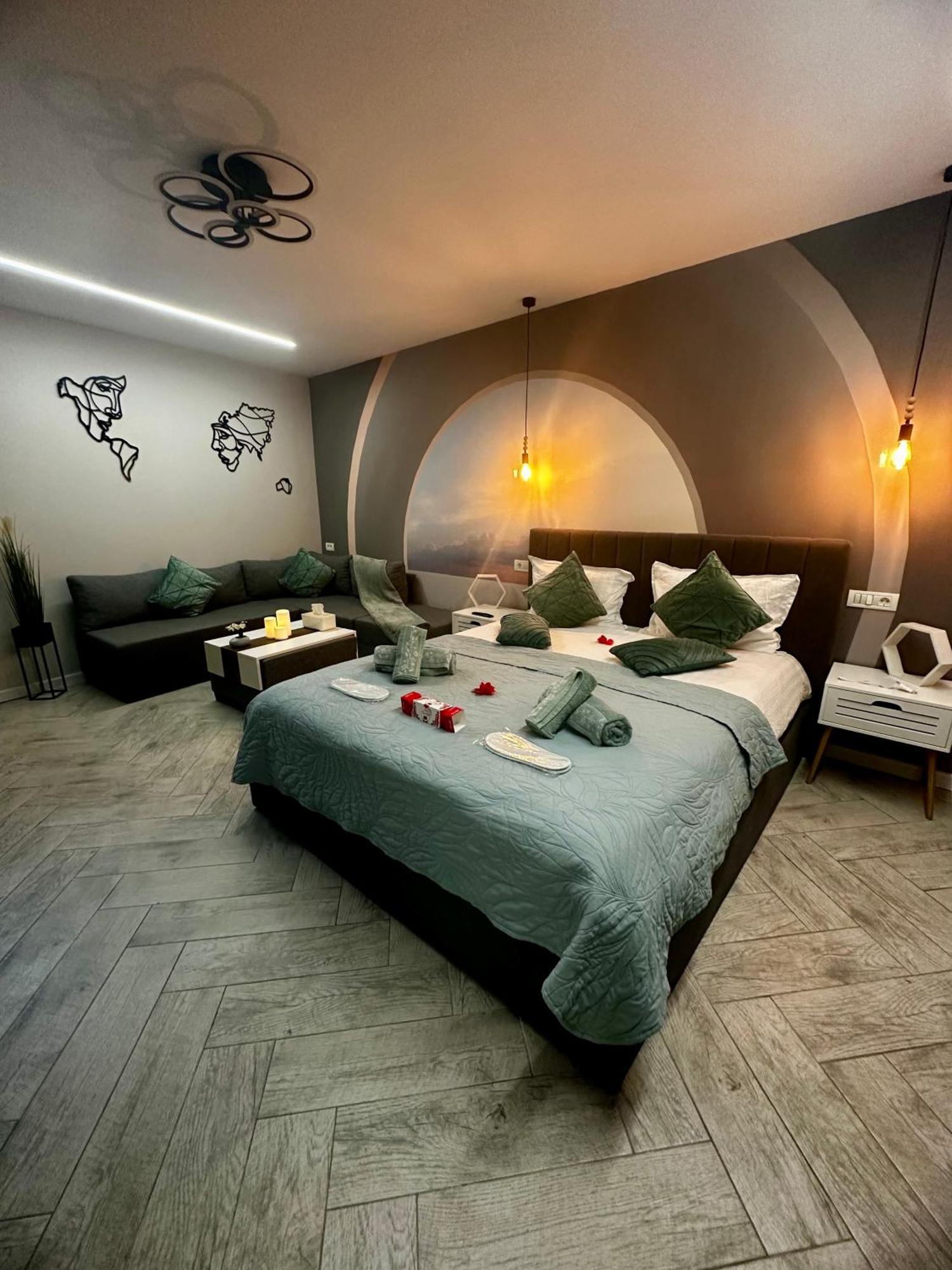 Stay Inn Central Brasov Ap 3 Экстерьер фото