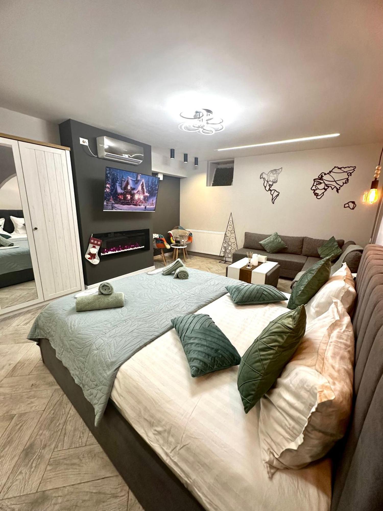 Stay Inn Central Brasov Ap 3 Экстерьер фото