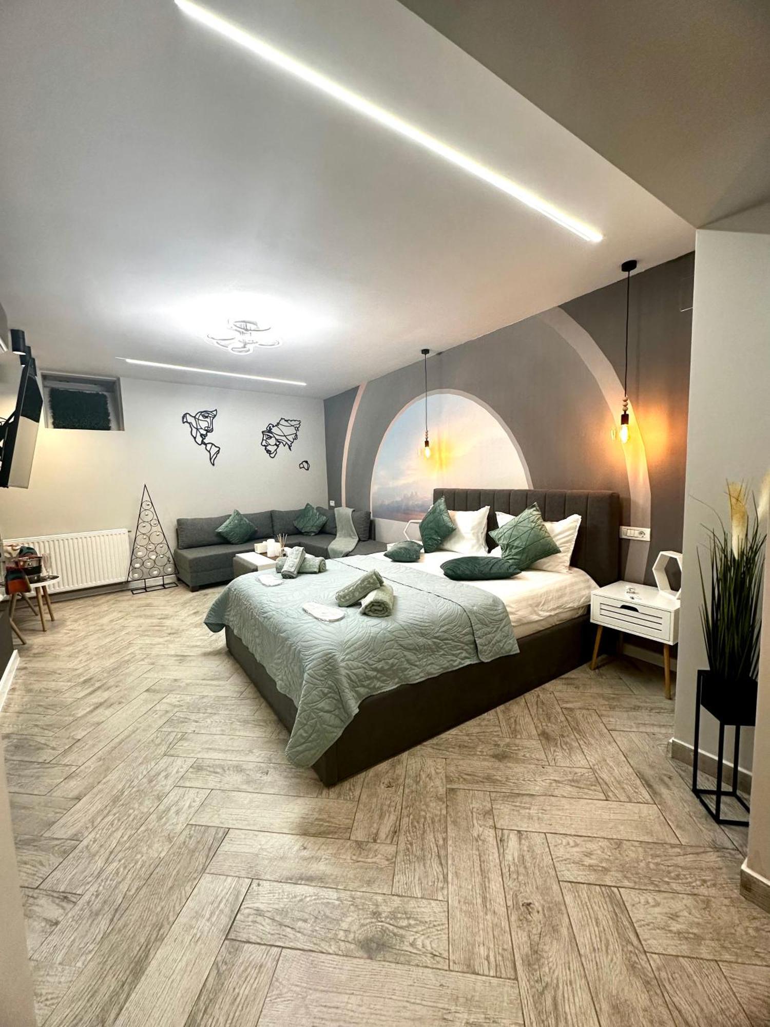 Stay Inn Central Brasov Ap 3 Экстерьер фото